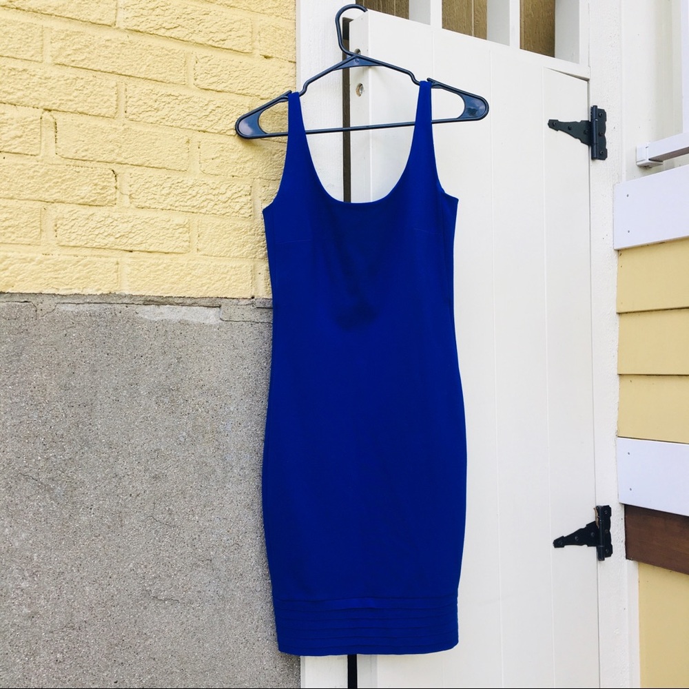 Vintage DVF Body Dress- Scoop back.